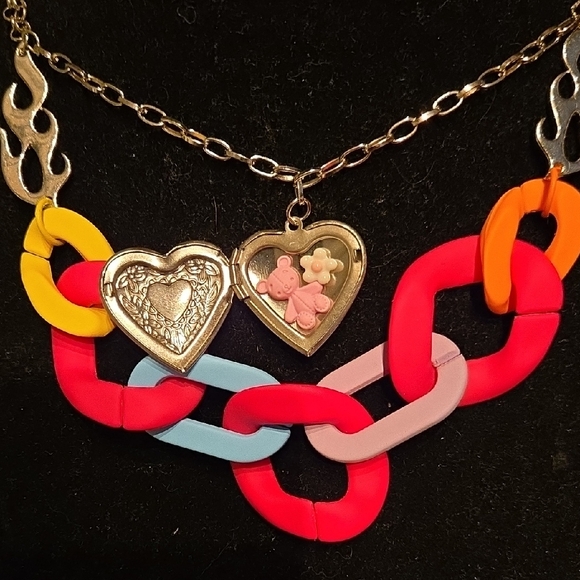 Colorful Chain Necklace with Heart Pendant - Picture 8 of 13